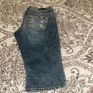 Capri length denim with bling